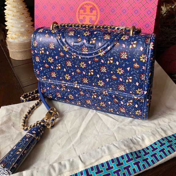 Tory Burch Handbags - ⛔️SOLD⛔️Authentic Tory Burch Quilted Crosby